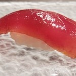 Sushi Dining Kugi - ⑬握り：インドまぐろの漬け