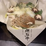 飛騨牛一頭家 馬喰一代 名古屋 栄 - 野菜投入！