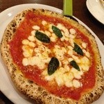 Rateppani - 鉄板でピザ