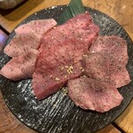 炭火焼肉いわしげ 中野店 - 