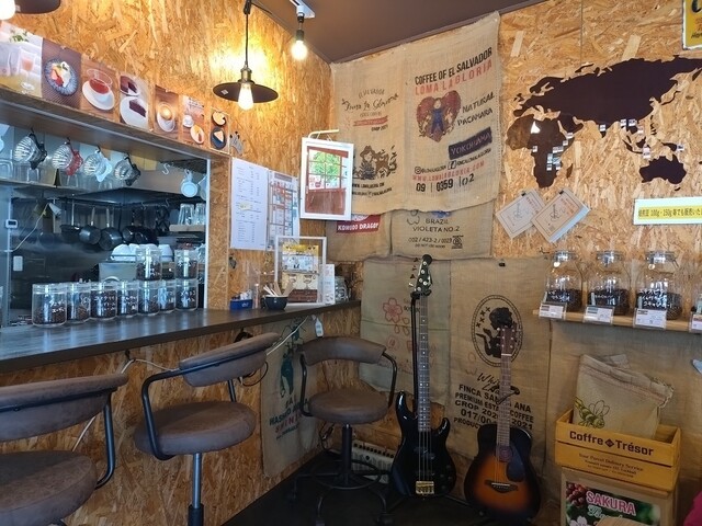 栗谷珈琲焙煎所 - 十文字（カフェ）の写真