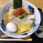 うしお - 潮ラーメン(特トッピング)