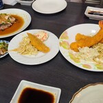 西村食堂 - エビフライ、魚フライと野菜