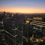 ブルガリ バー - 富士山が良く見えます、トワイライト