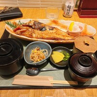 大山鶏と鮮魚 居酒屋 まいか - 