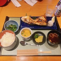 大山鶏と鮮魚 居酒屋 まいか - 