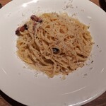 北海道イタリアン ミアボッカ - カルボナーラ。ちなみに大盛りです。