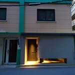 アニエルドール - 外観