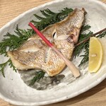 釣船茶屋 ざうお - 鯛（半身焼き）