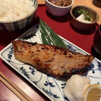 伊豆の旬 やんも 南青山店 - 