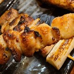 串焼処 かない屋 - おまかせ串5本(税込900)④ぼんじり【塩】
      軟らかい焼き上がり