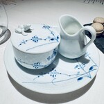 オオハラ エ シーアイイー - 砂糖とミルク
      2025年2月22日