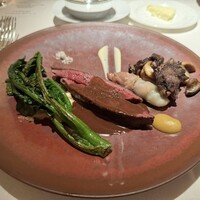オオハラ エ シーアイイー - Viande du jour 茨城県産鴨のロースト ルアネーズソース
                2025年2月22日