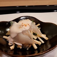 馬車道 大かわ - フグ皮白子ソース