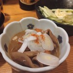 酒処　五泉 - もつ煮込み