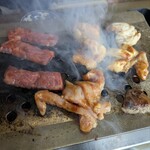 食道園 - 煙が店内に充満してきました❗️