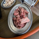 食道園 - 塩タン切り落とし１人前600円