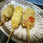 新世界 - 牛肉 / マグロ尾の身 / プチトマト