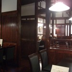 珈琲屋らんぷ - クラシックが流れる店内