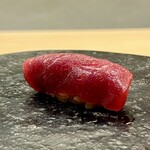 鮨 なんば - 赤身　勝浦　鮪専用赤酢舎利