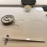 鮨 なんば 日比谷 - セット　美しい白木の板