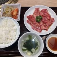 肉の田じま -  肉の田じま -