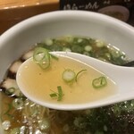 らーめん おが多 - スープ