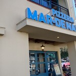 MAR-DE NAPOLI - 外 観  ブルーの文字がよく目に映っていた