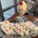 カフェ＆バー　ウミノ - 