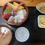 ともえ鮨 - ちらし寿司のランチ