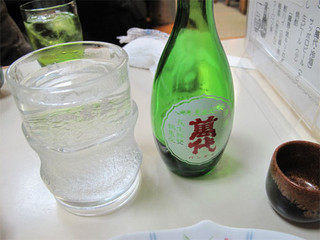 おでん はやし - 日本酒の後は、焼酎のお湯割りを何杯も頂いてしまいました。チョイ呑みになってませんでしたね。