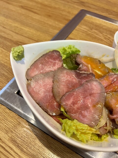 綺麗なサシの赤身肉