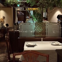 中国飯店 富麗華 - 店内の雰囲気も好き