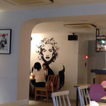 CAFE MADONNA - 