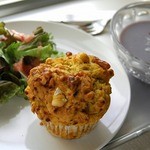 フクレ - あめ色玉葱とひよこ豆のカレーベジマフィンプレート