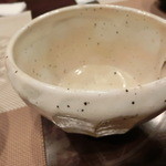 たんが食堂 空 - お酒は器に入ってます