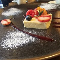 BISTRO FAVORI 代官山 - 