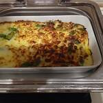 オールデイダイニング カリフォルニア -  ジャガイモと春野菜のドフィノワーズ