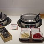 オールデイダイニング カリフォルニア - 具沢山豚汁、野菜たっぷりカレー、コシヒカリ