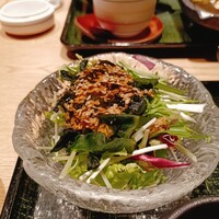 くずし割烹 天ぷら竹の庵 東銀座店 - だし汁のジュレ、ランチのサラダ