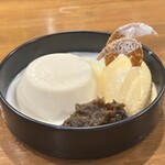 渡辺料理店 - デザート(白ゴマブランマンジェ レンズ豆 ハチミツアイス)