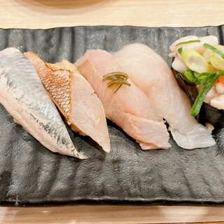 口コミ一覧 : にぎりの徳兵衛 川原店 - 覚王山/回転寿司 [食べログ]