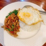 287132941 - ガパオライス