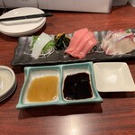 やき鳥 きたな - お造りハーフ3点盛り（アオリイカ、中トロ、シマアジ）