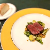 SALONE 2007 - 蝦夷鹿のロースト　レンズ豆と芽キャベツ