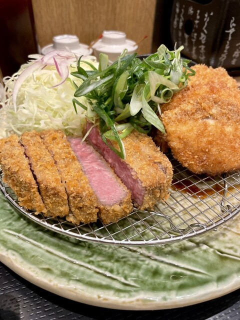 牛カツ京都勝牛 新宿小滝橋通店 - 新宿西口/牛カツ | 食べログ