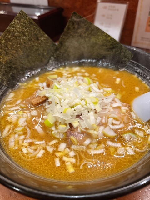 Hokkaido Ramen Oyaji Honjo Ten photo 4