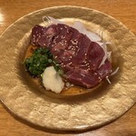 郷土料理&炭火串焼 笑う門 - 