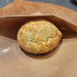 atelier HANADA - Dim Sum　まるでメロンパン！