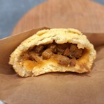 atelier HANADA - 中からごろごろとチャーシューが！